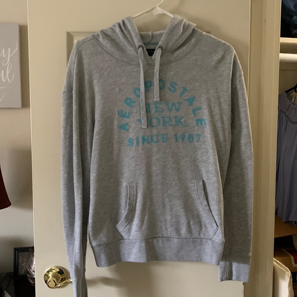 Gray Aeropostale Sweatshirt, Size Medium